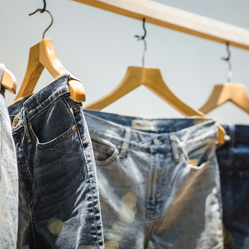 How to distinguish the front and back of the fabric